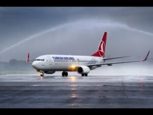 Boeing 737-800 Turkish airlines Landing