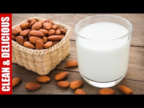 How To Make Almond Milk, Clean And Delicious