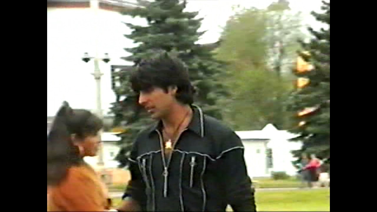 Akshay Kumar And Raveena Tandon In Moscow, 1996
